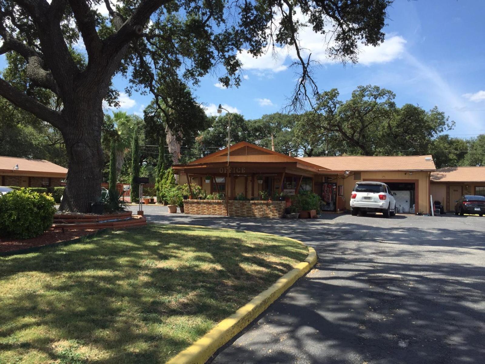 Walnut Forest Motel 奧斯汀 外观 照片